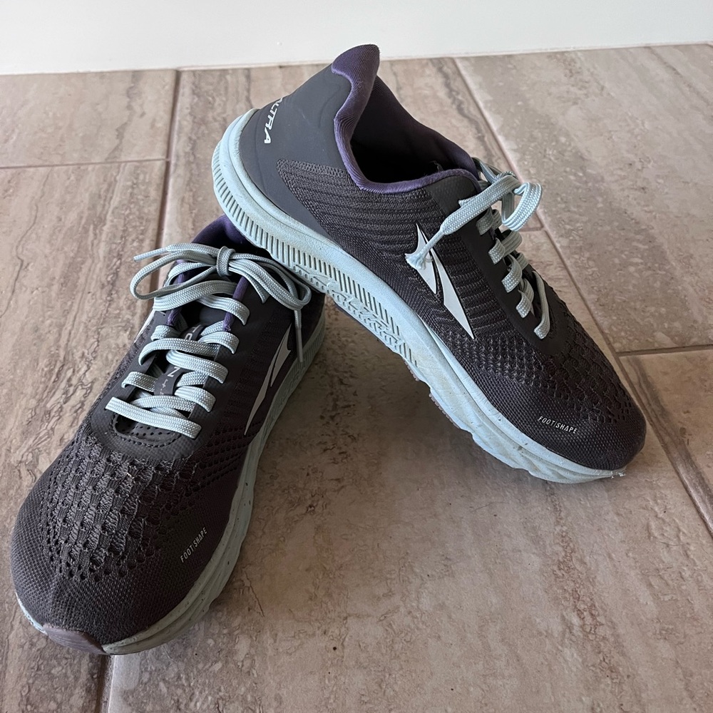 Altra Torin 4.5 Plush Road-Running Shoes Womens